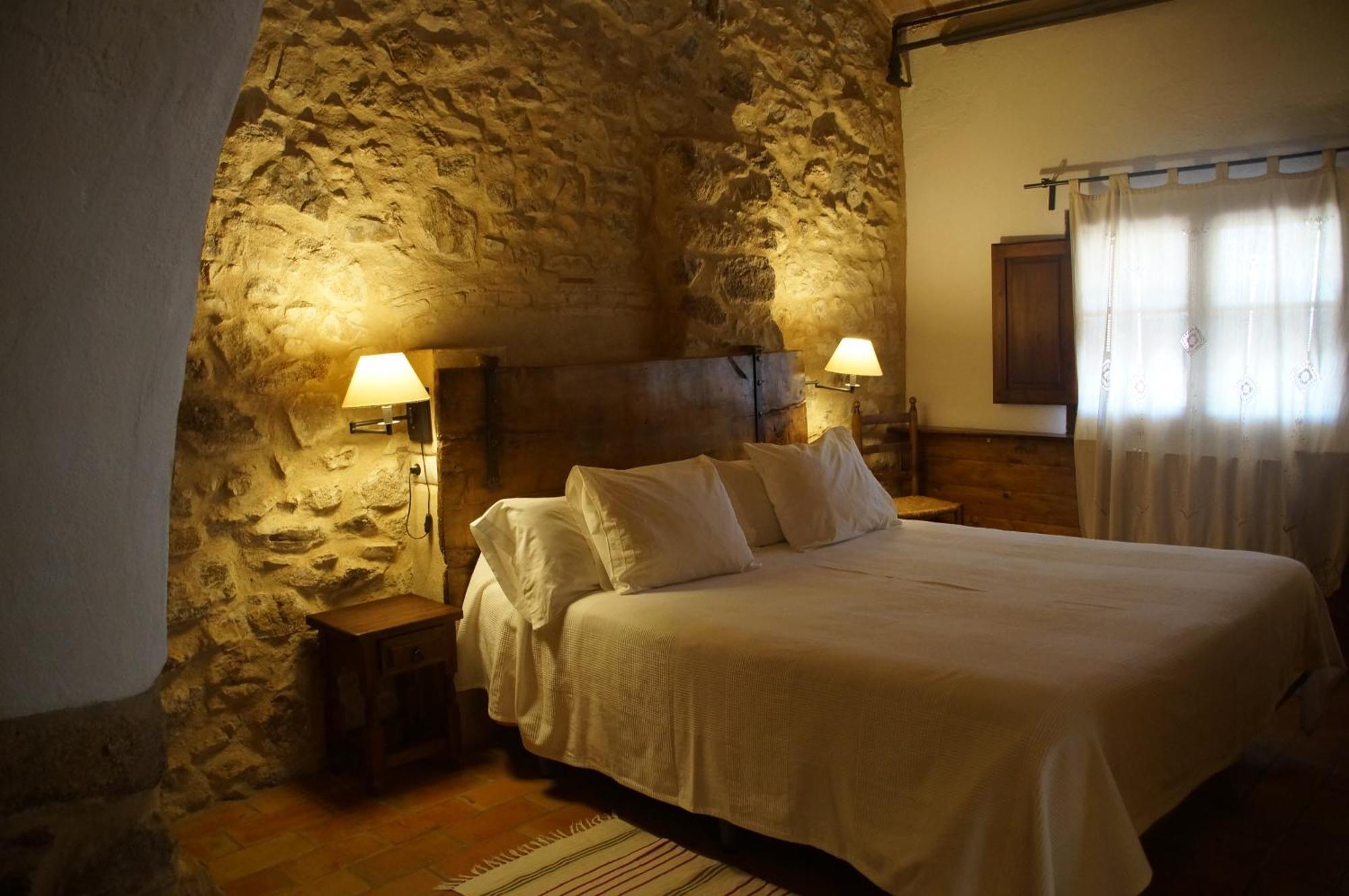 Mas Roquet Guest House Macanet De Cabrenys Exterior photo